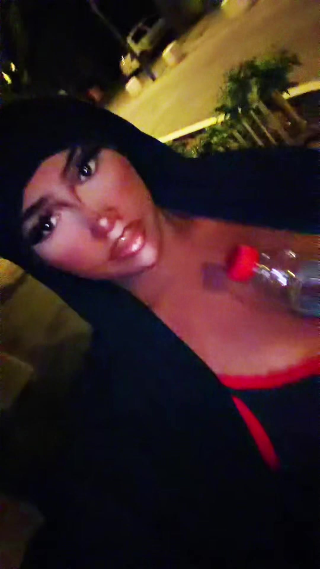 @👄