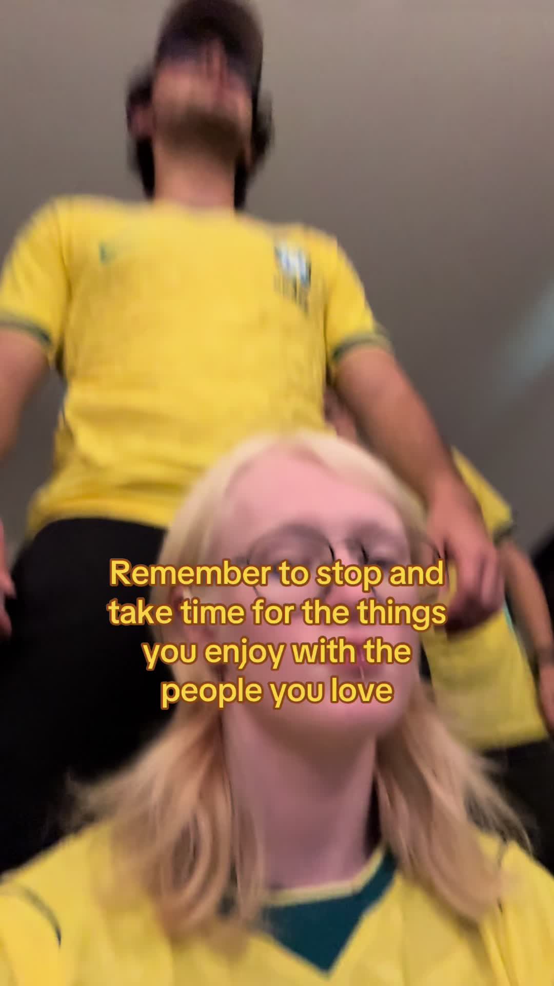 @Ella Claresse