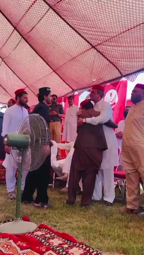 @Ameer Haider Khan hoti