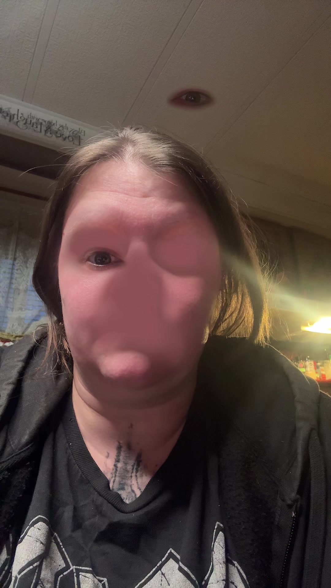 @b7ackm00n