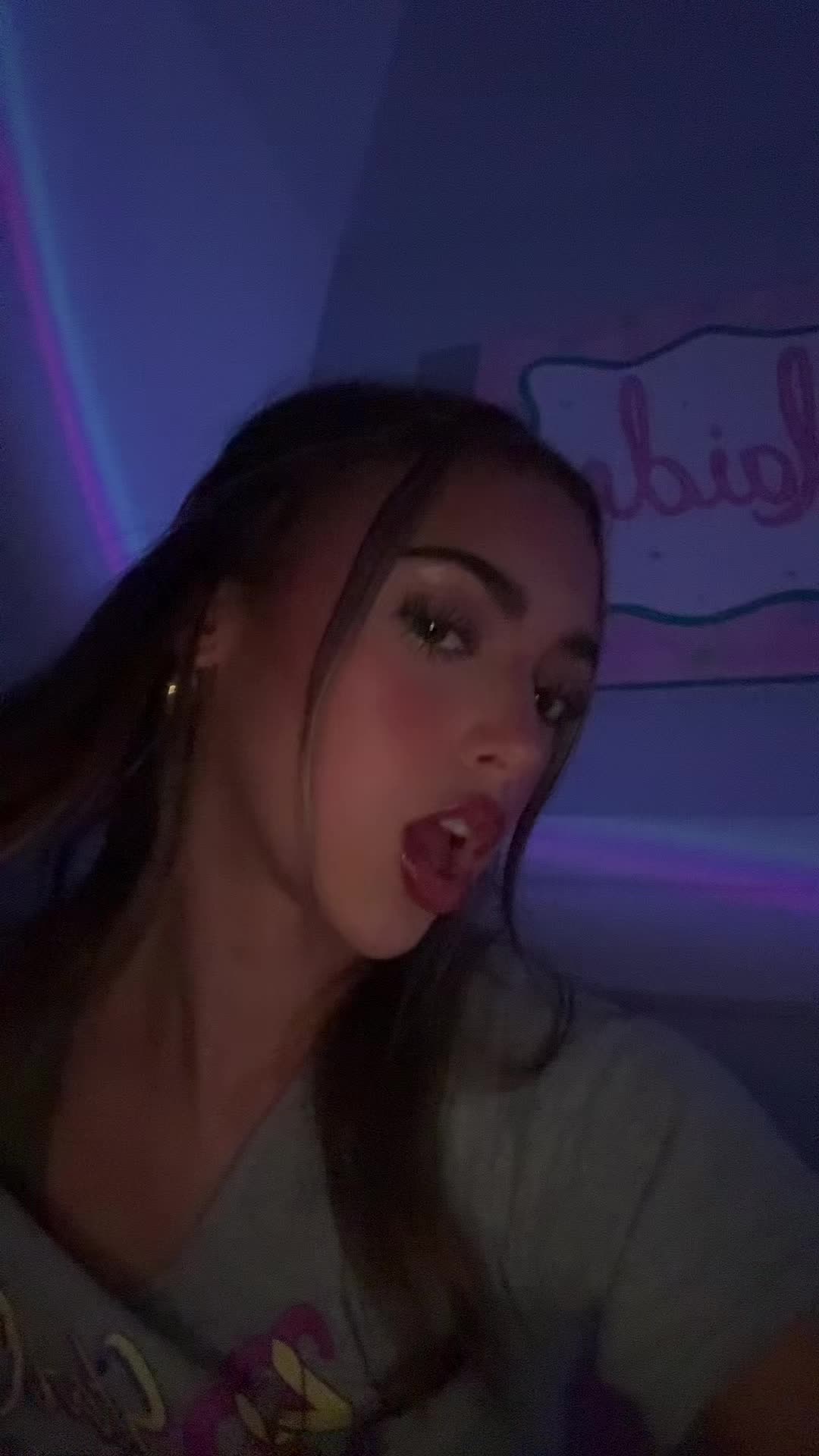 @uhh