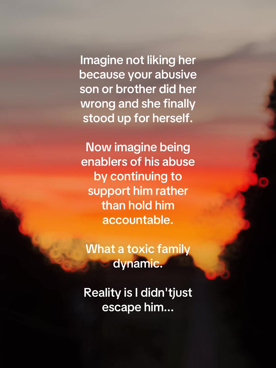 @Alyssa Maxine | MAMA
