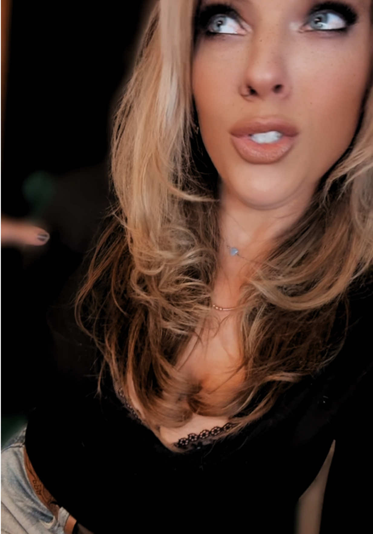 @ashlee ann ⊹ ࣪ ˖