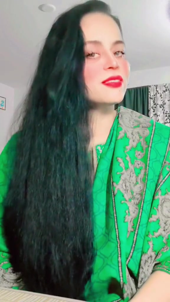 @ghazal_khan_03