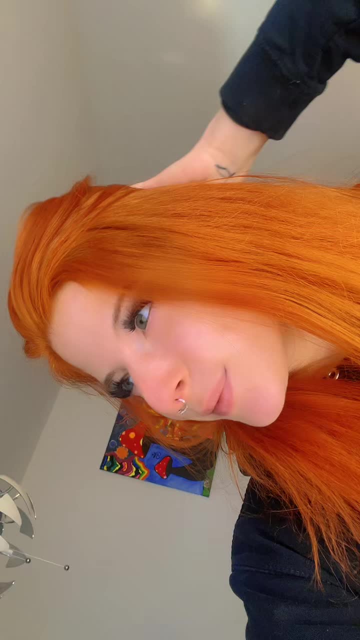 @💛🌻Leony🌞🧡