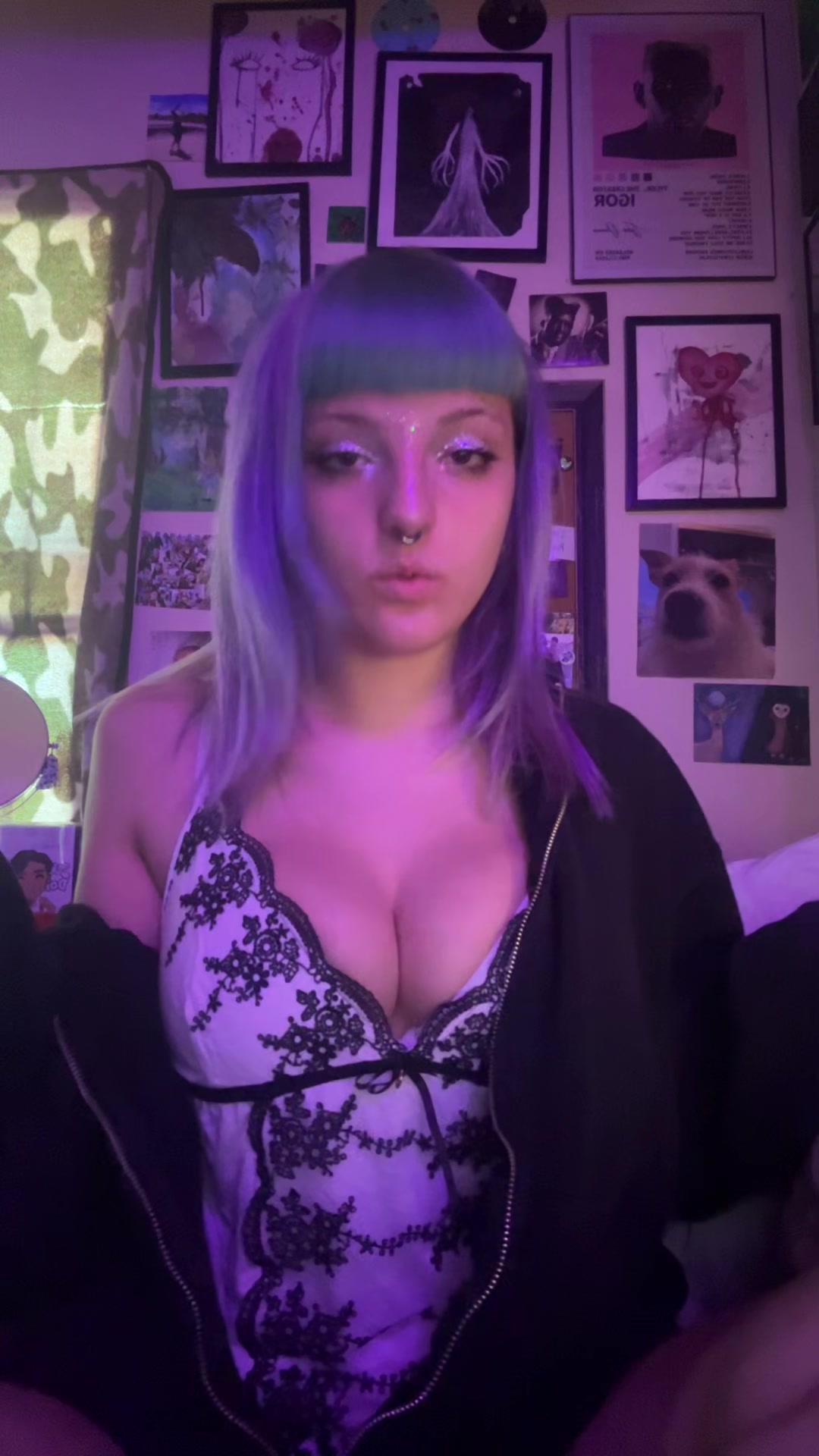 @☮️