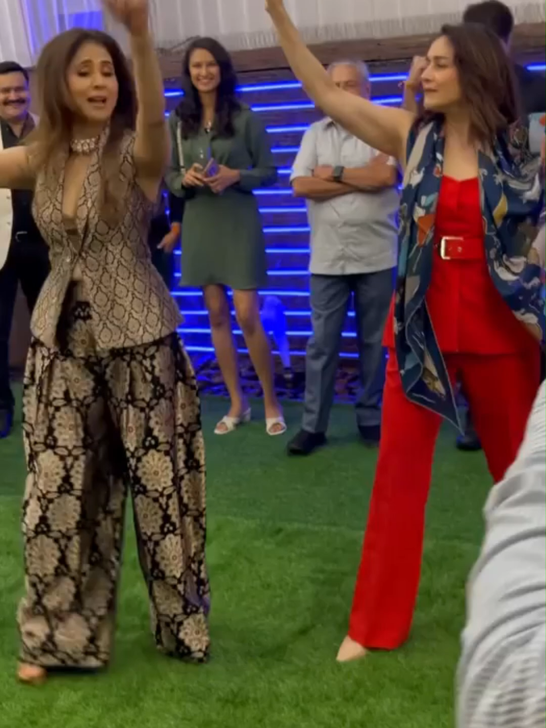 @Random Bollywood