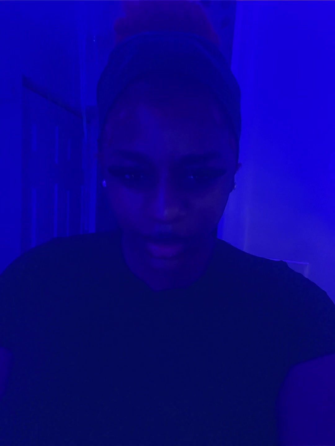 @ZARI.👾