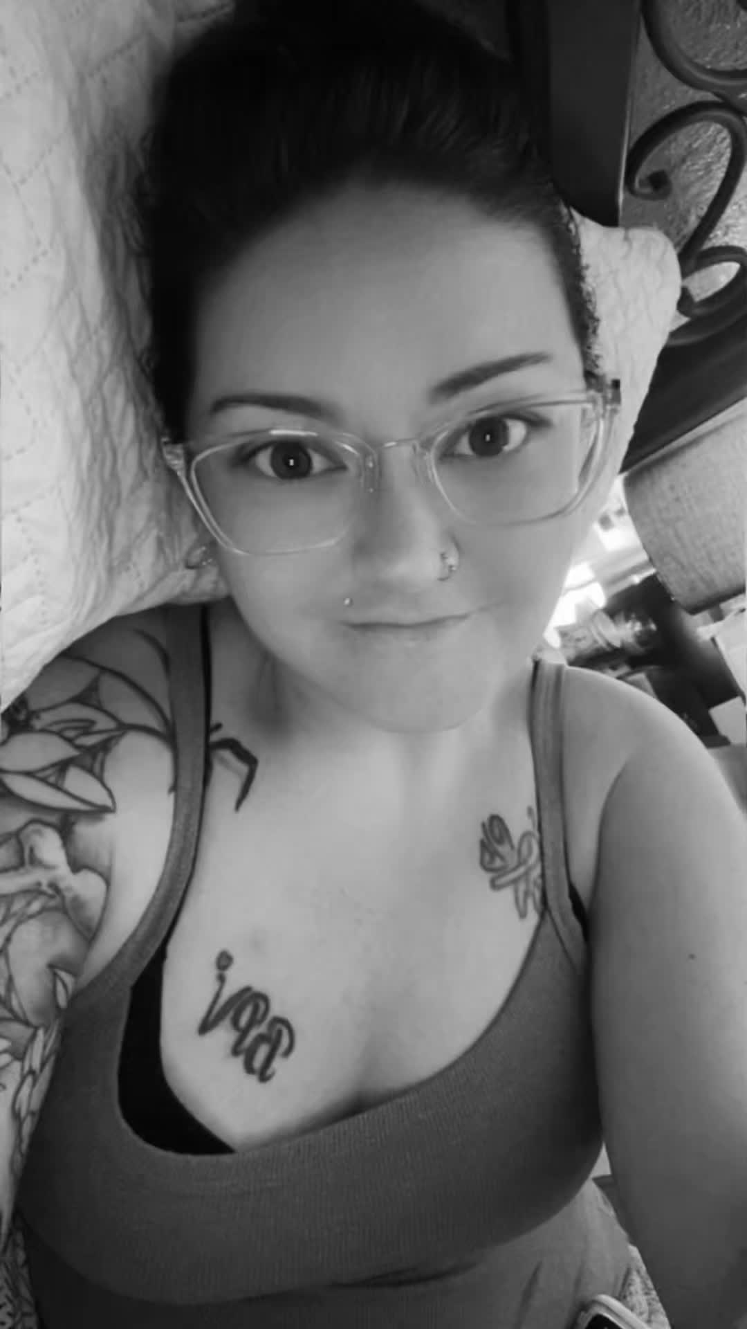 @🕷️🕸️webqueen🕸️🕷️