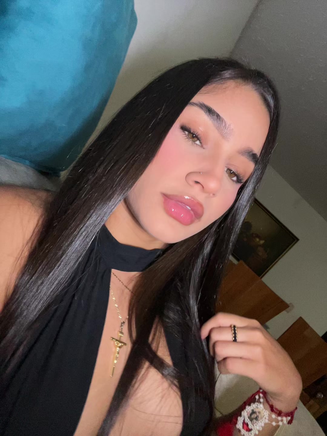 @Valentina