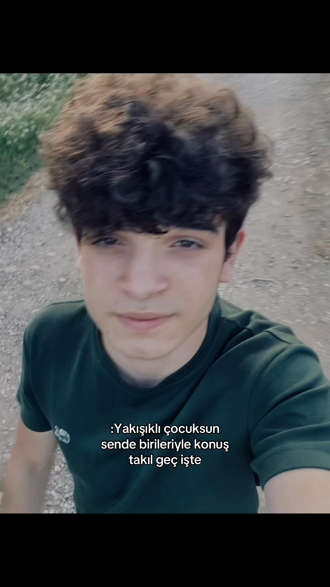 @𝓜.