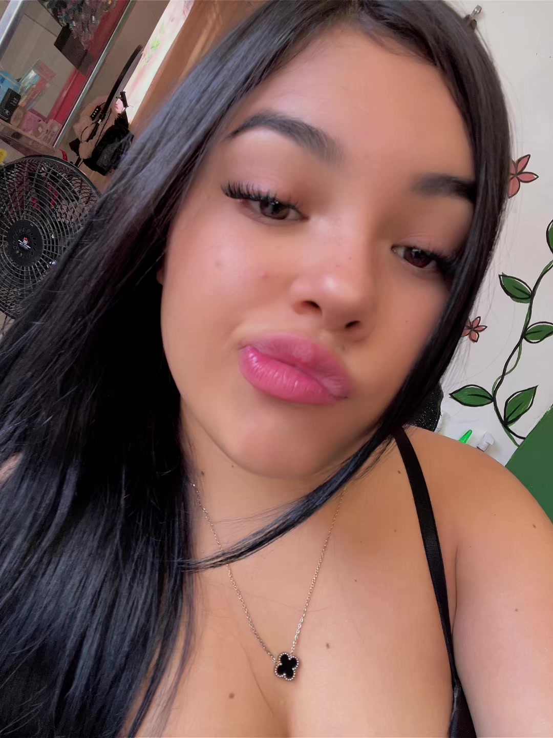 @Nina Olivera