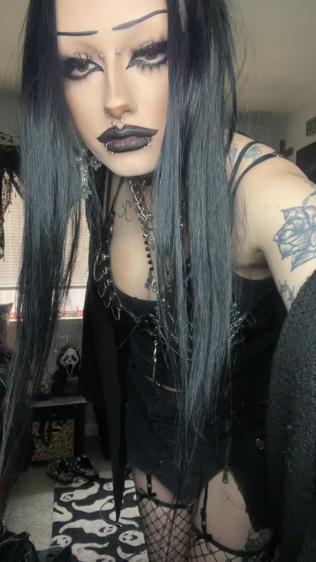 @shaenarothe