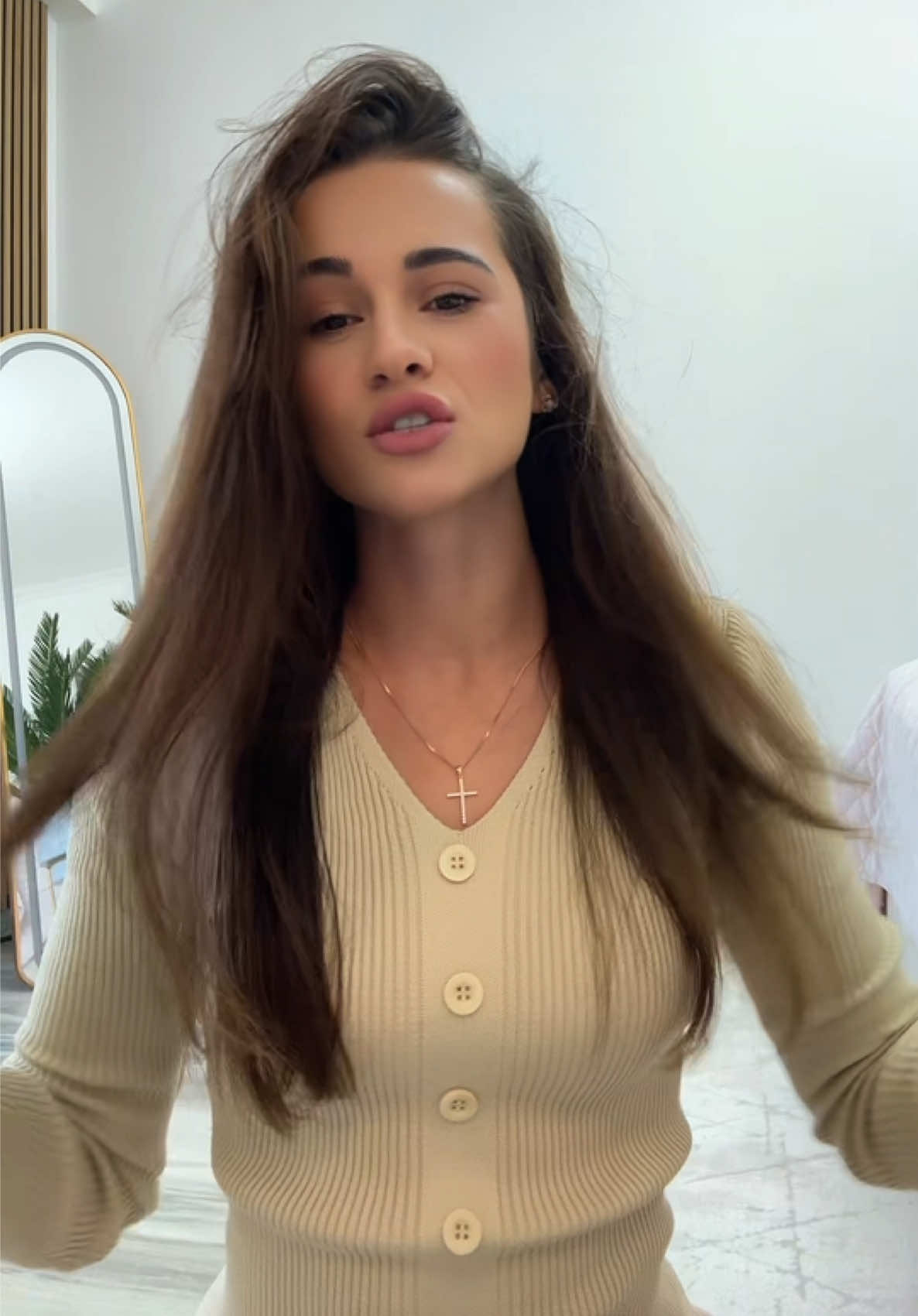 @Ella