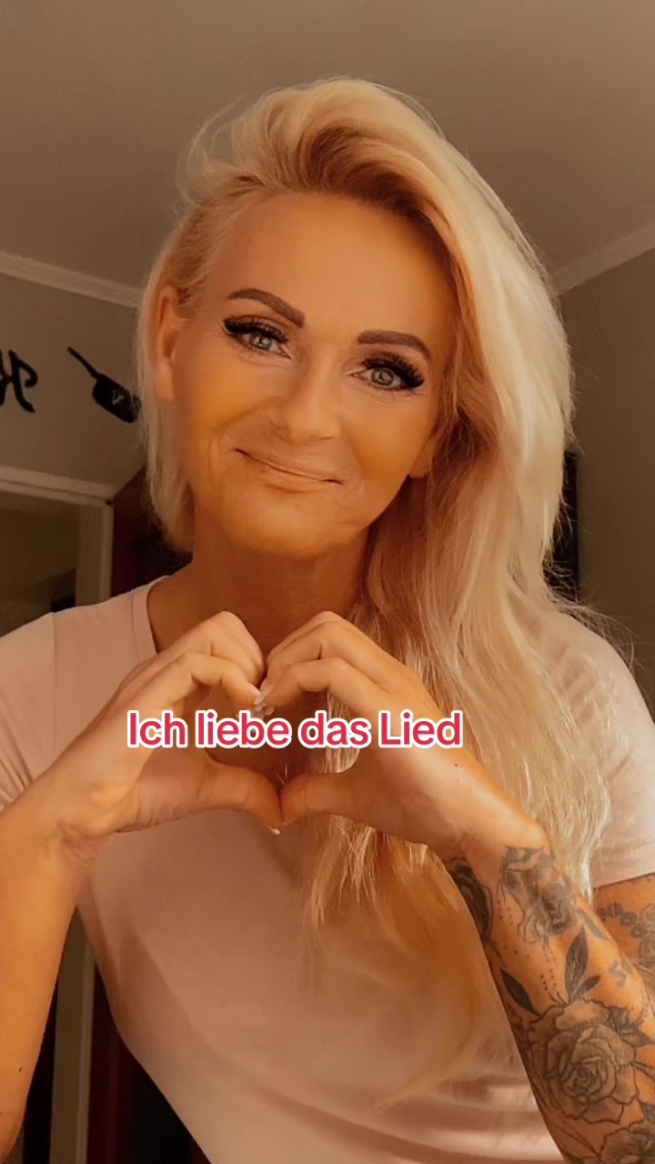 @Nicole