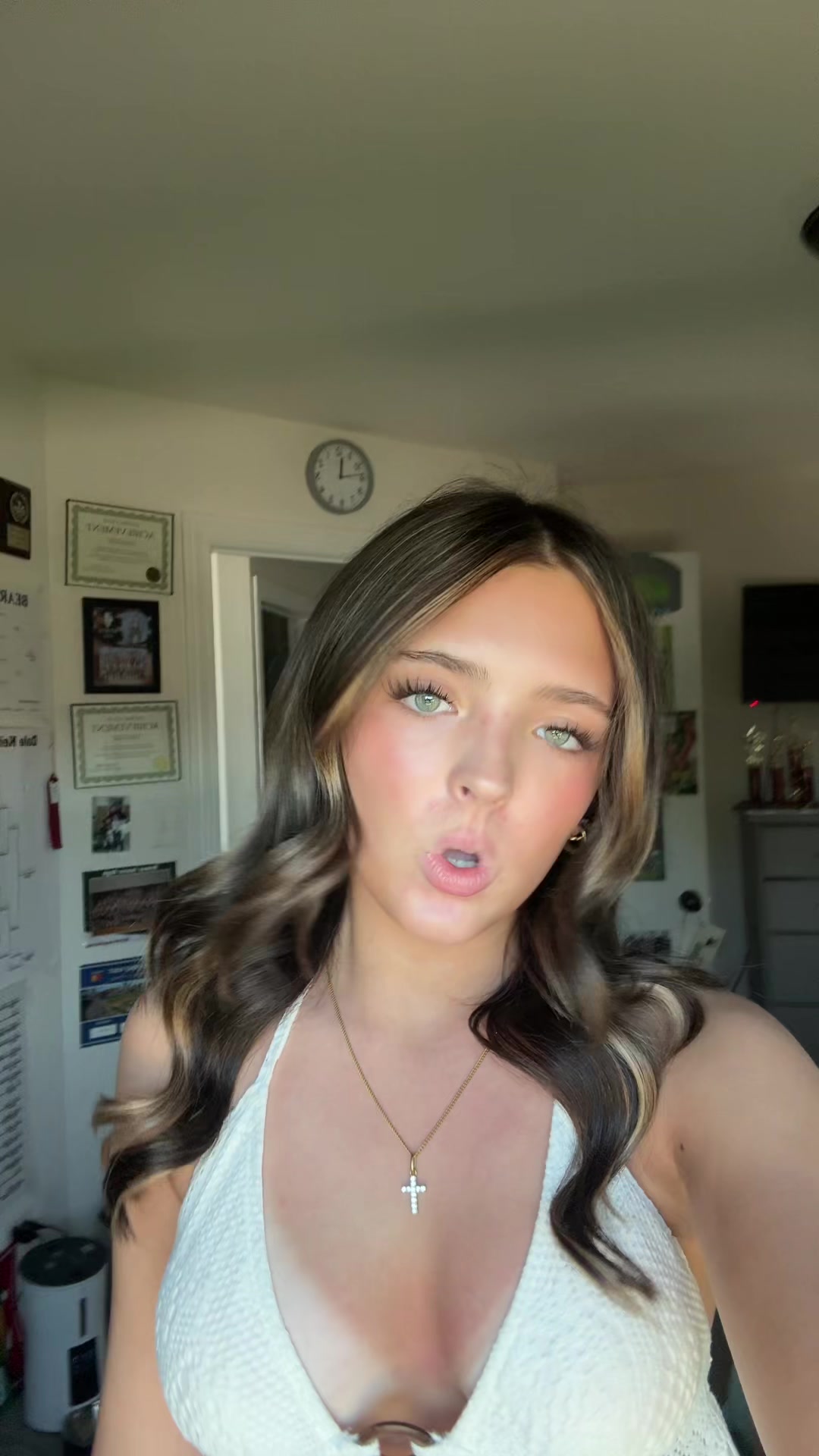 @fiona