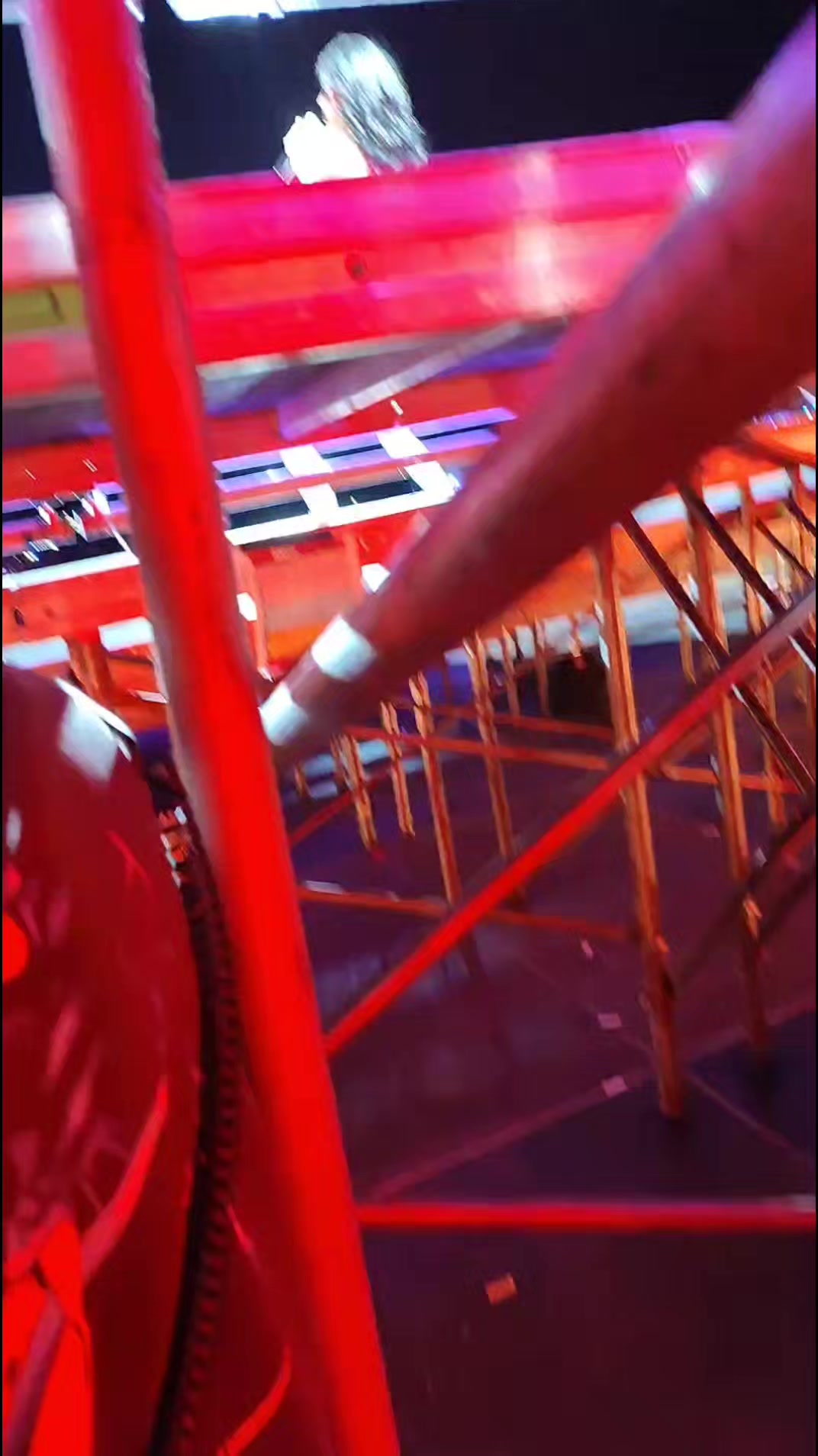 @𝑝𝑎𝑣𝑒𝑙_𝑎𝑟𝑚𝑠𝑡𝑟𝑜𝑛𝑔