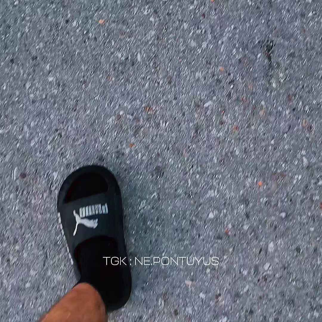 @молодой