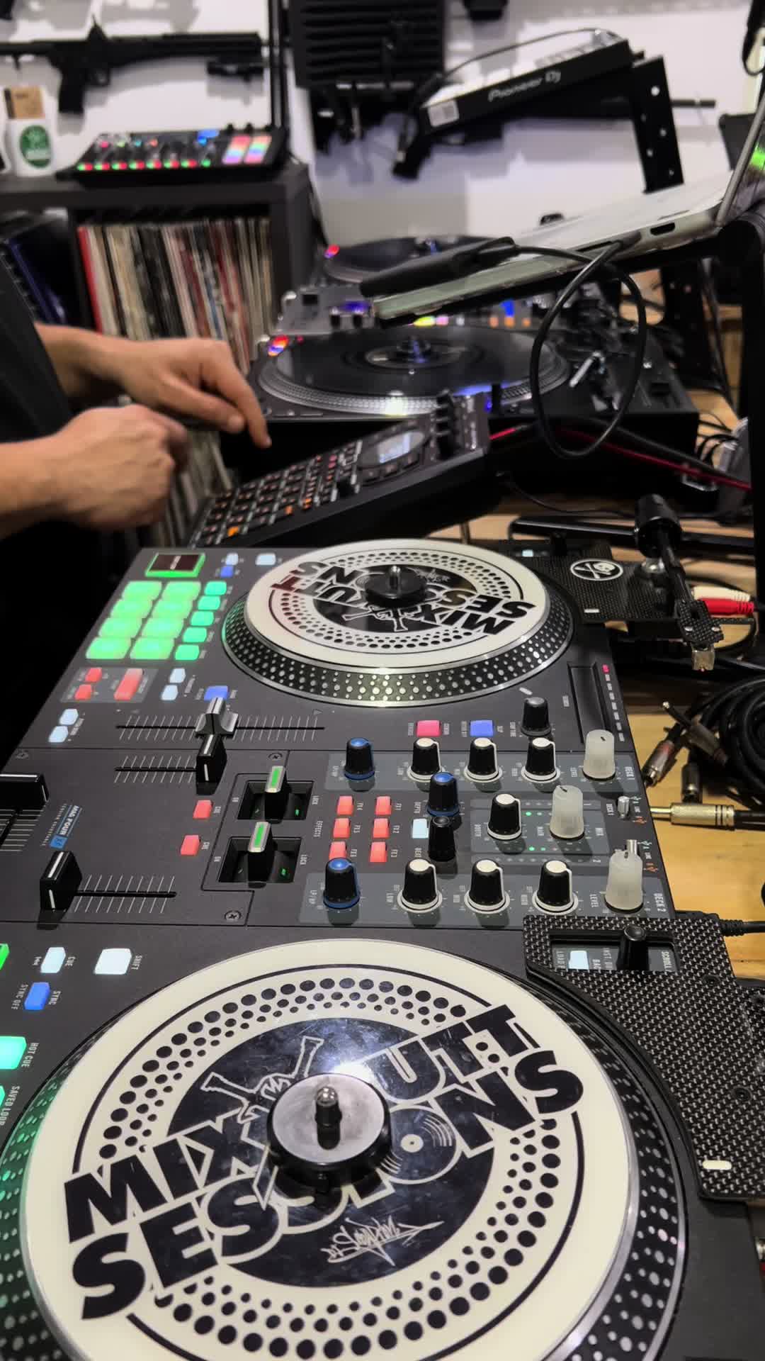 @Dj Scorpion