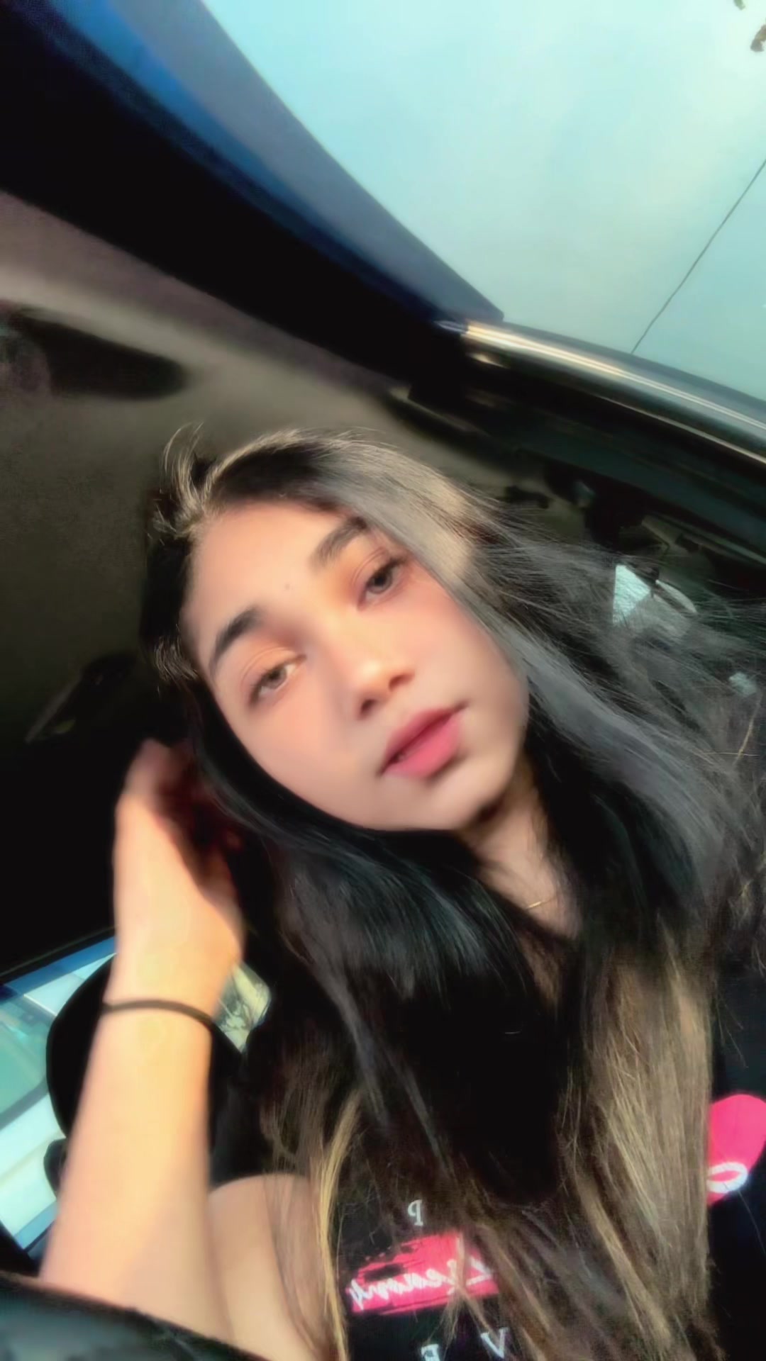@~ ๐ฆ .
