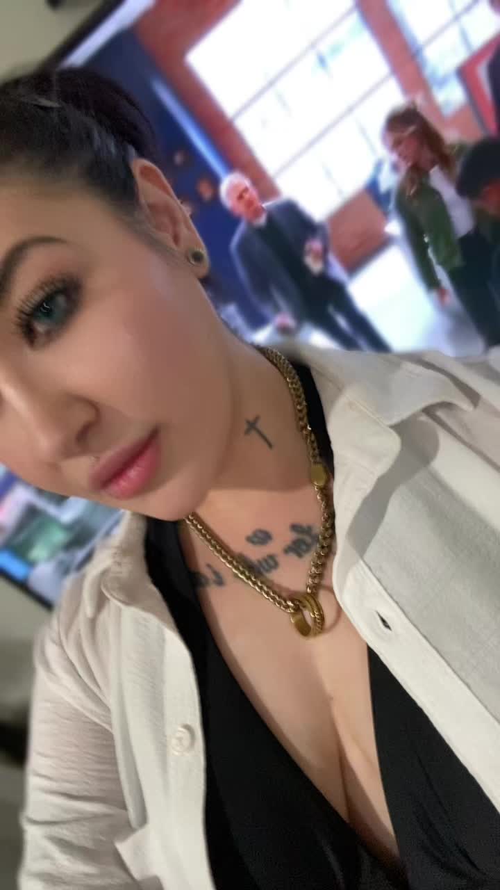 @krystalg04