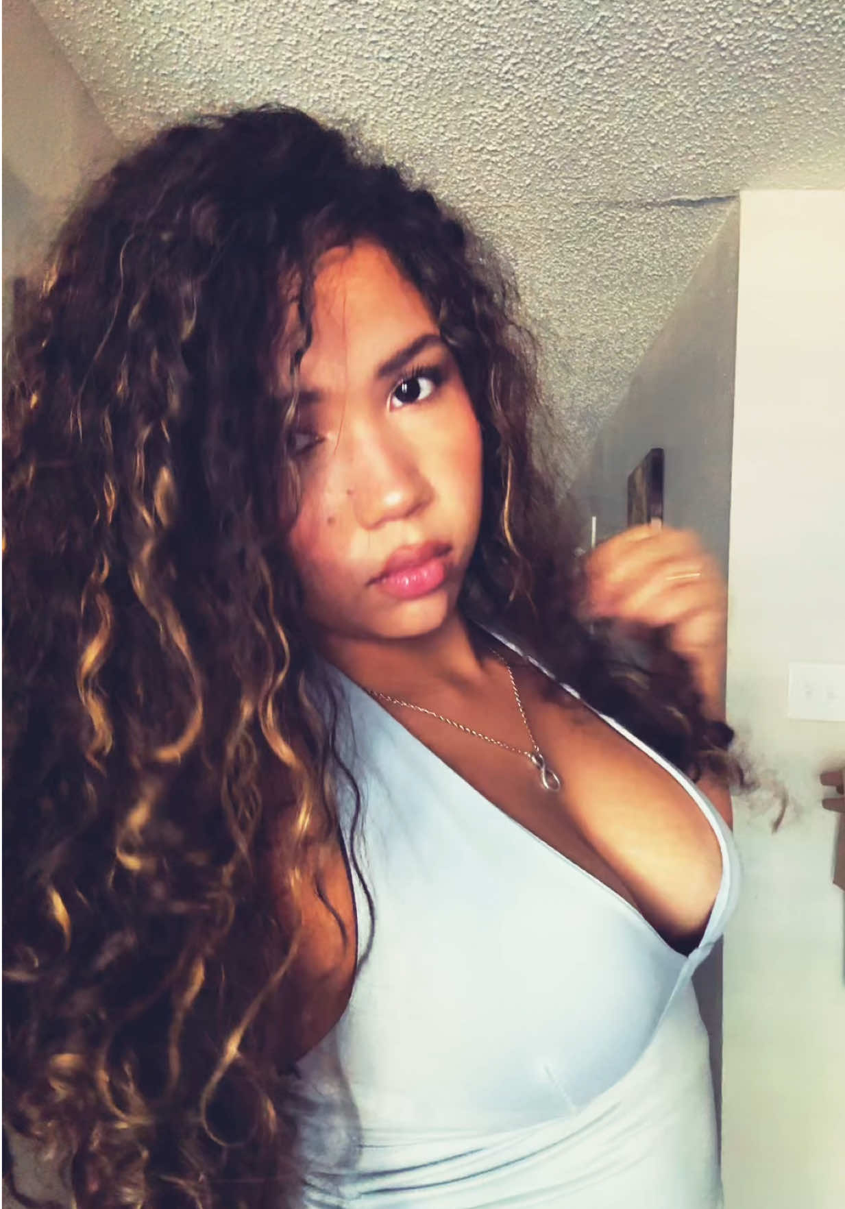 @nikkibg