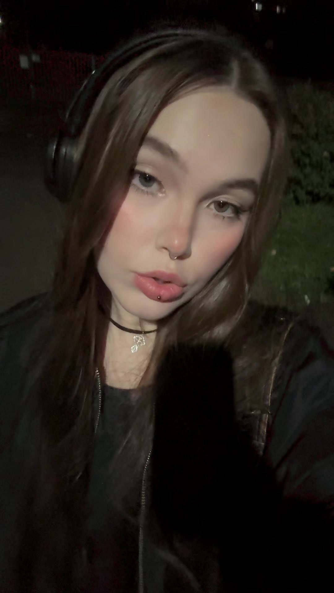 @??????