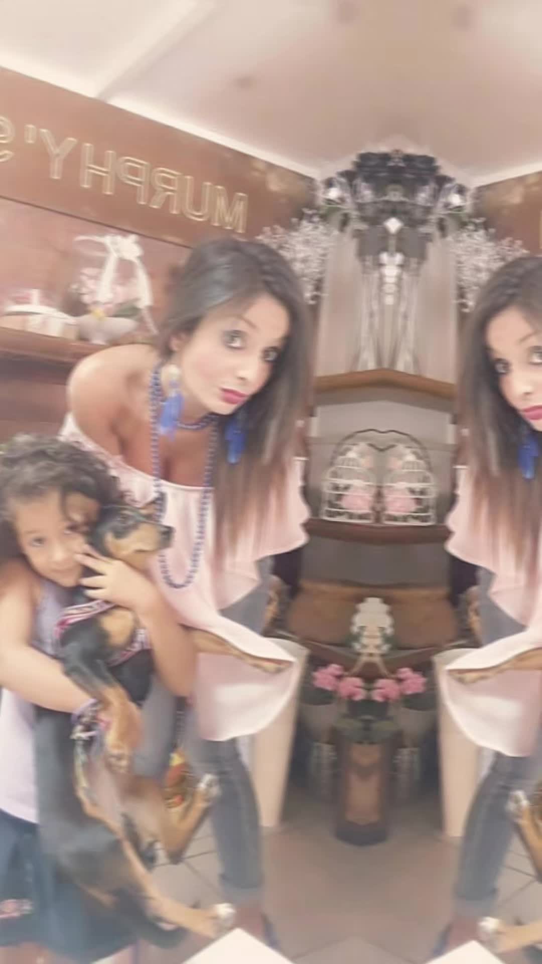 @Daniela Pollicino