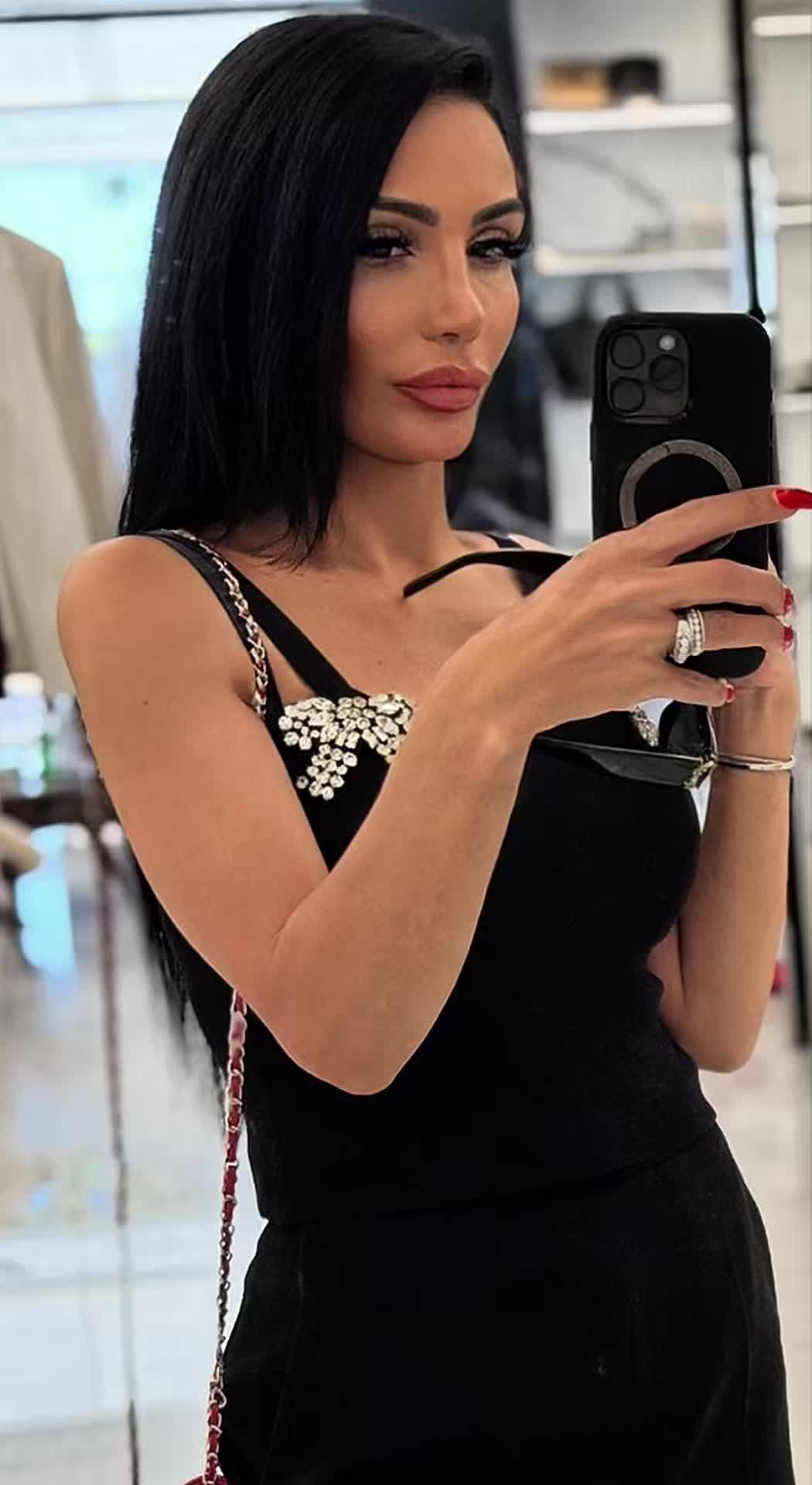 @ꨄ&Nu;&alpha;&tau;&alpha;&lambda;ί 🧸