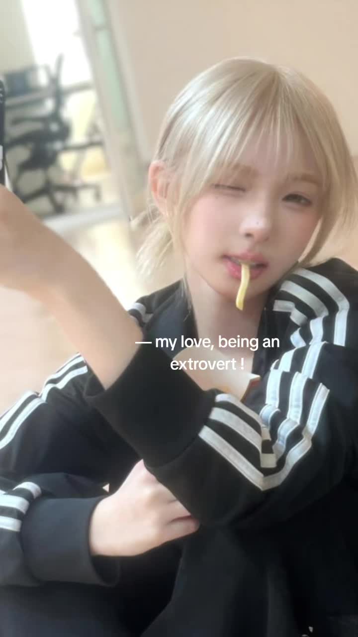 @𝓐urelia ࣪ ౨ৎ