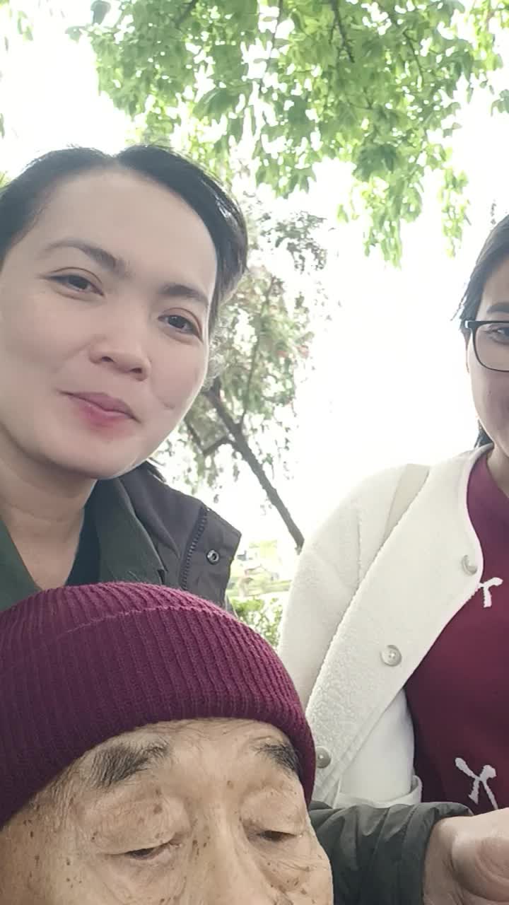 @Dwi plat BE 🇱🇷🇭🇰🇲🇨🤲💪