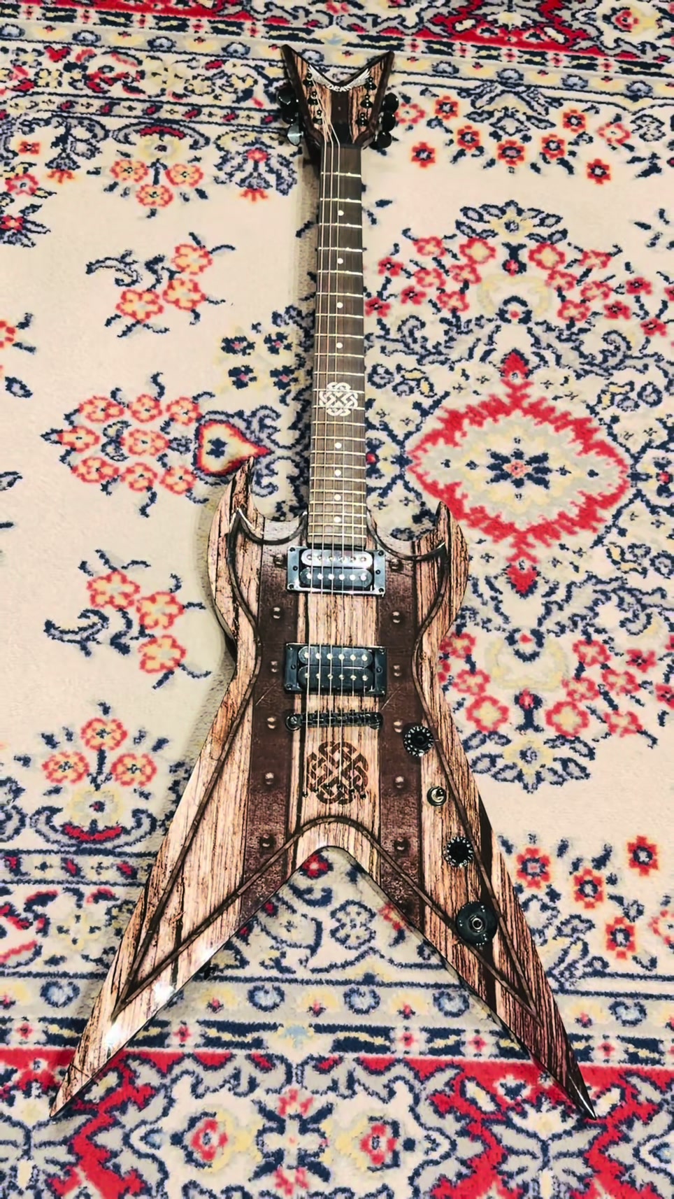 @TJR Guitars