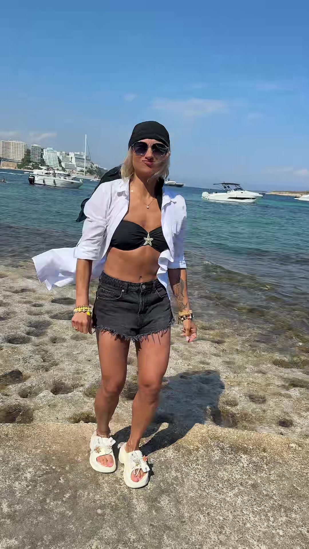 @Mari Корыстная Особа😜