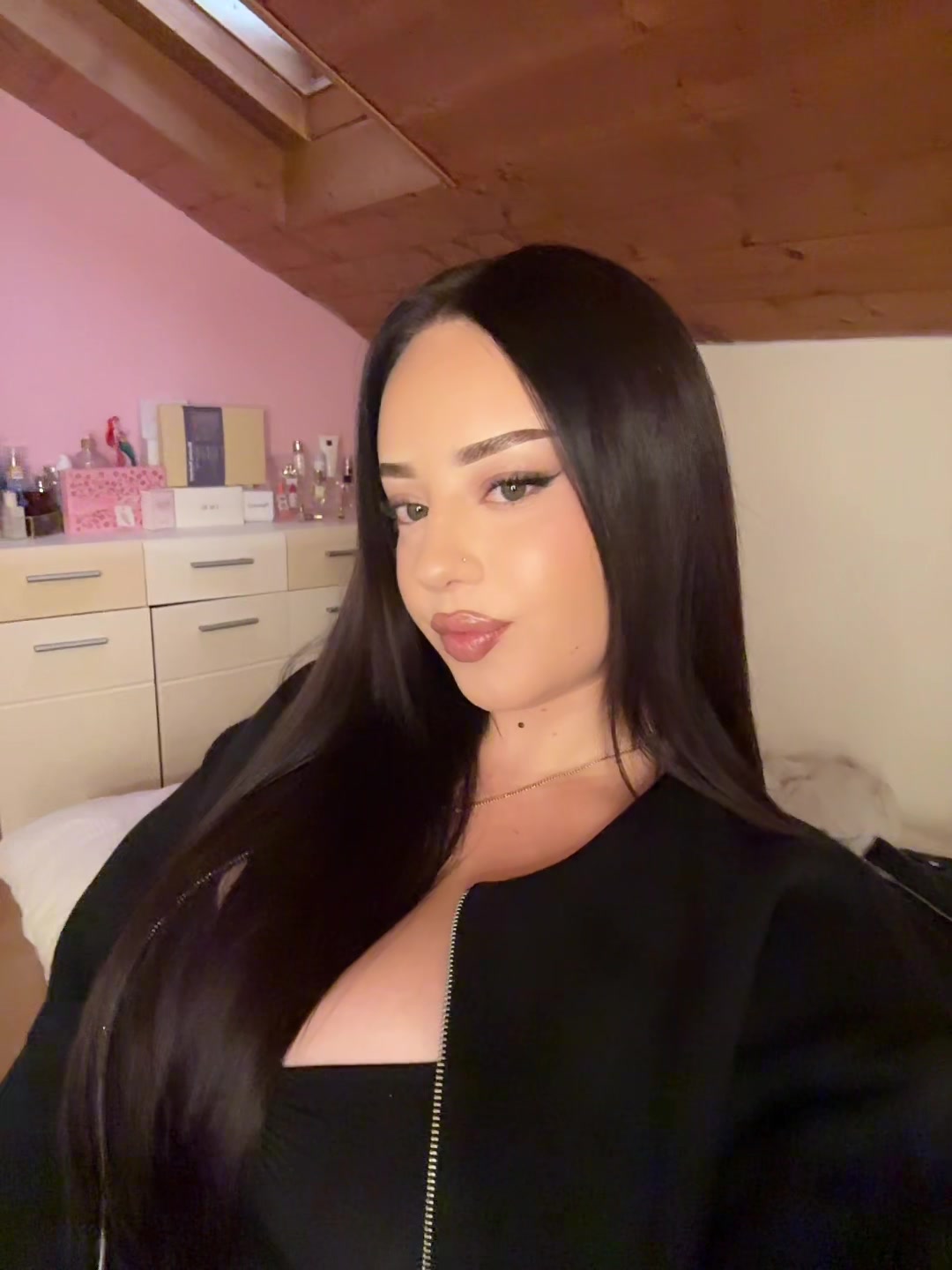 @ur🇦🇱mommy