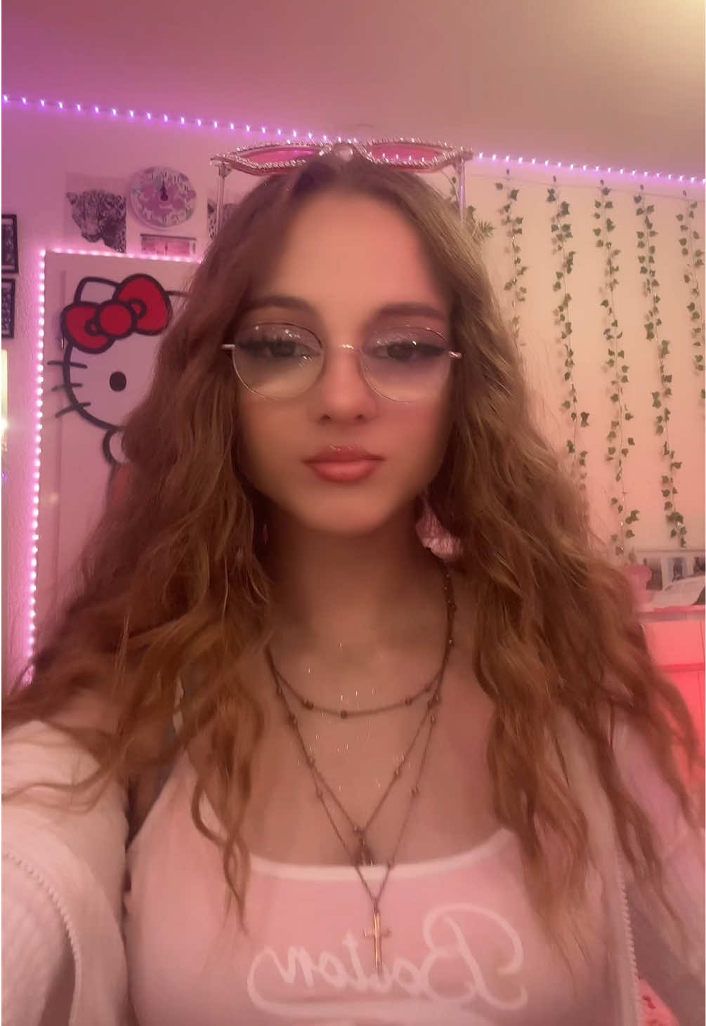 @Crystalmarykitty