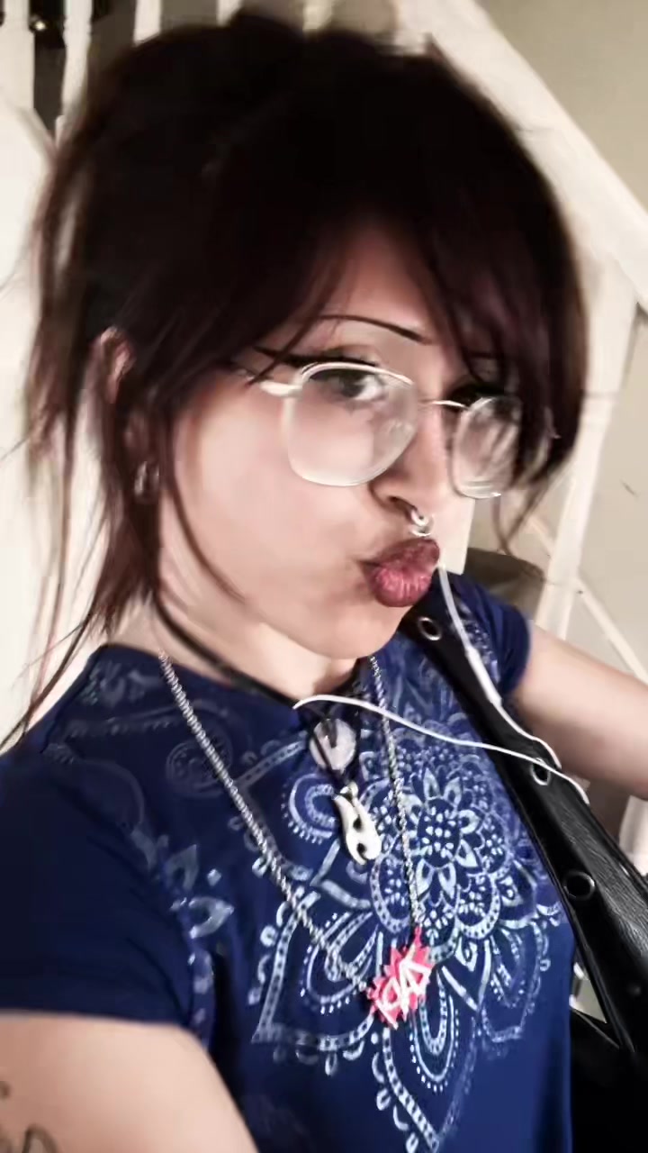@L🩻