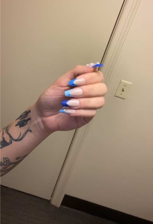 @Cat