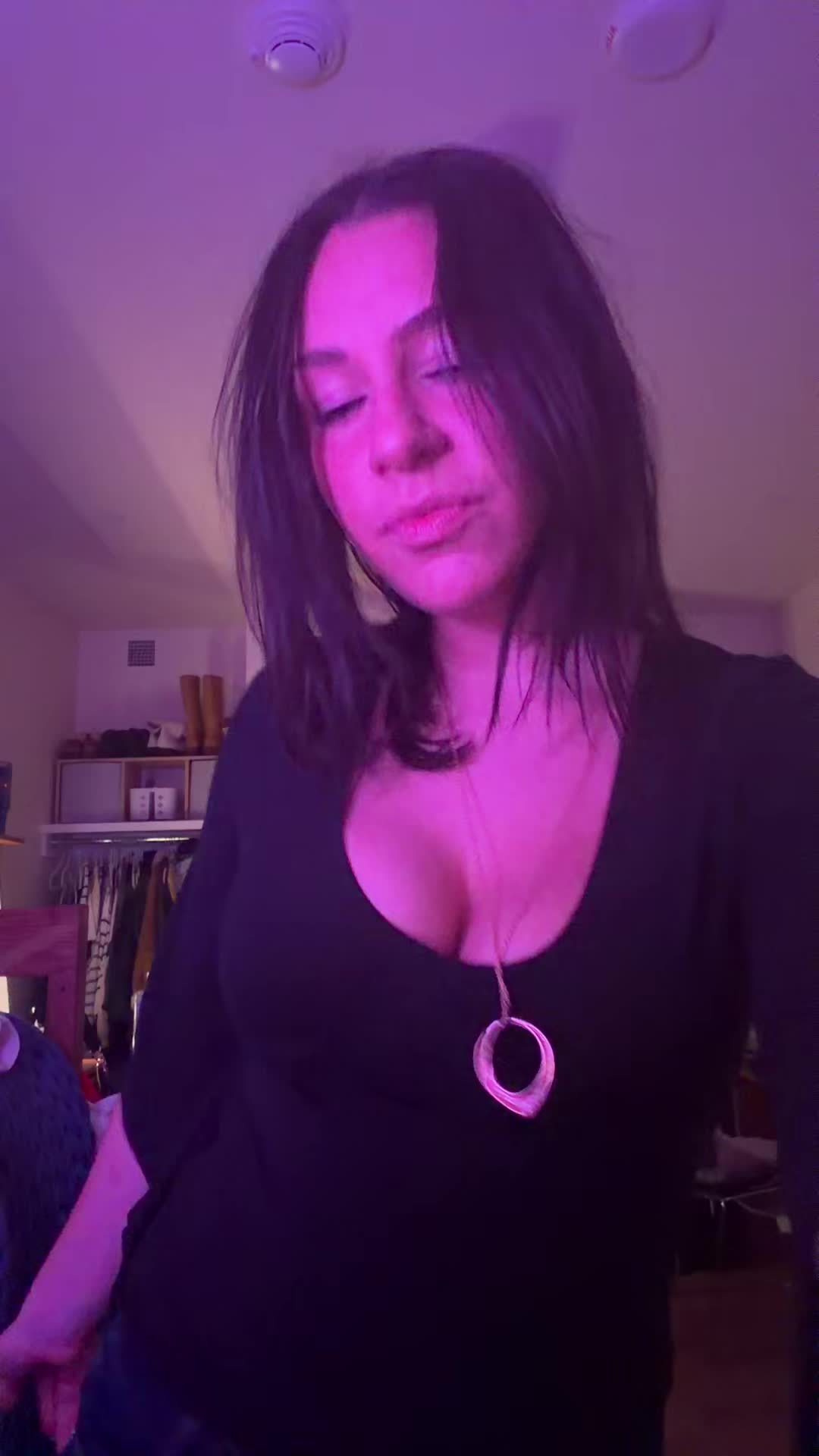 @sydneystern