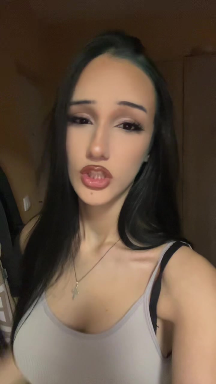 @к&auml;ја 🧛🏻
