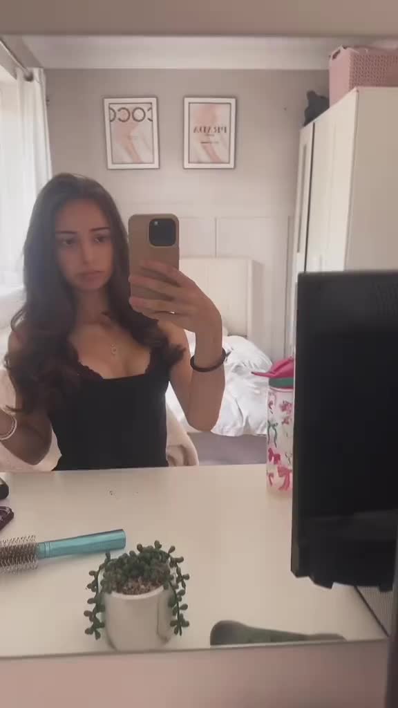 @𝒸𝑒𝓁𝒾𝒶𝓂𝒶𝑒