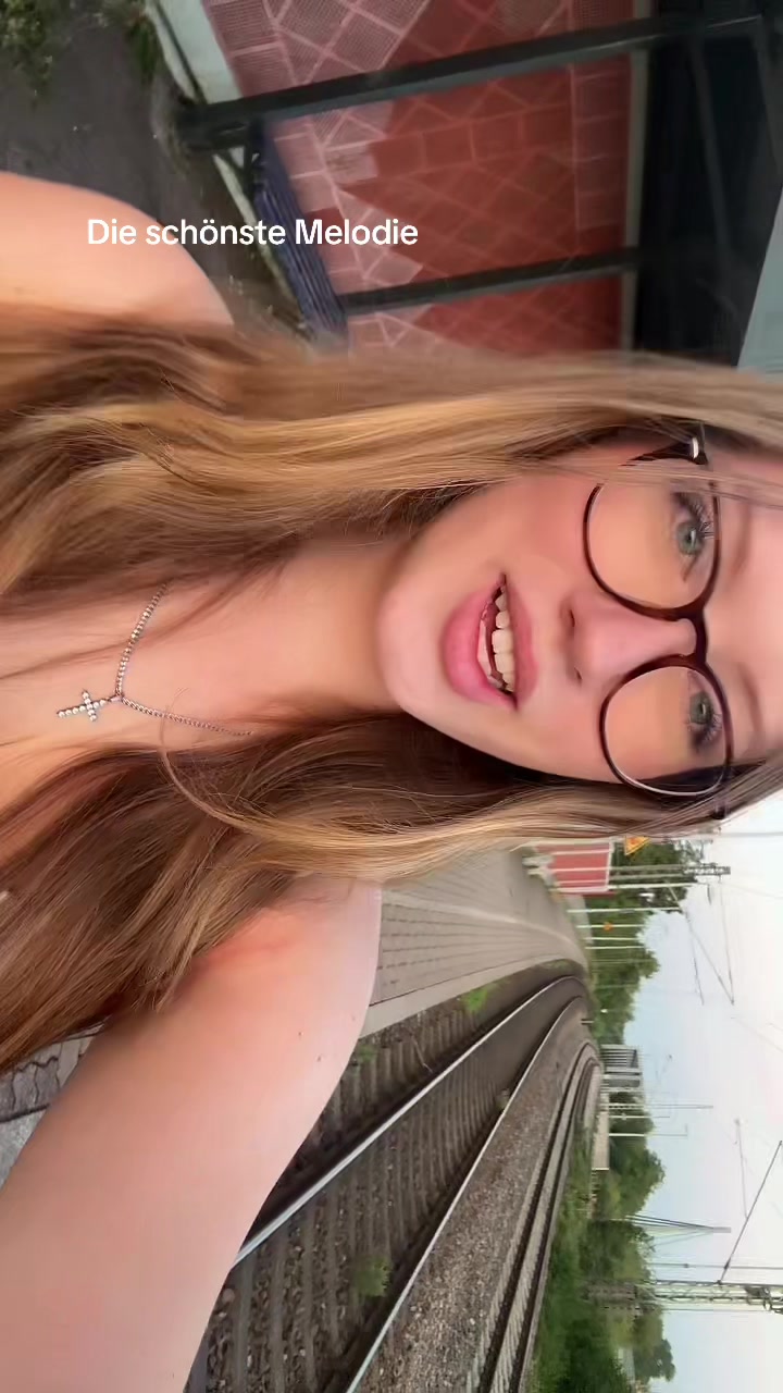 @Angelina