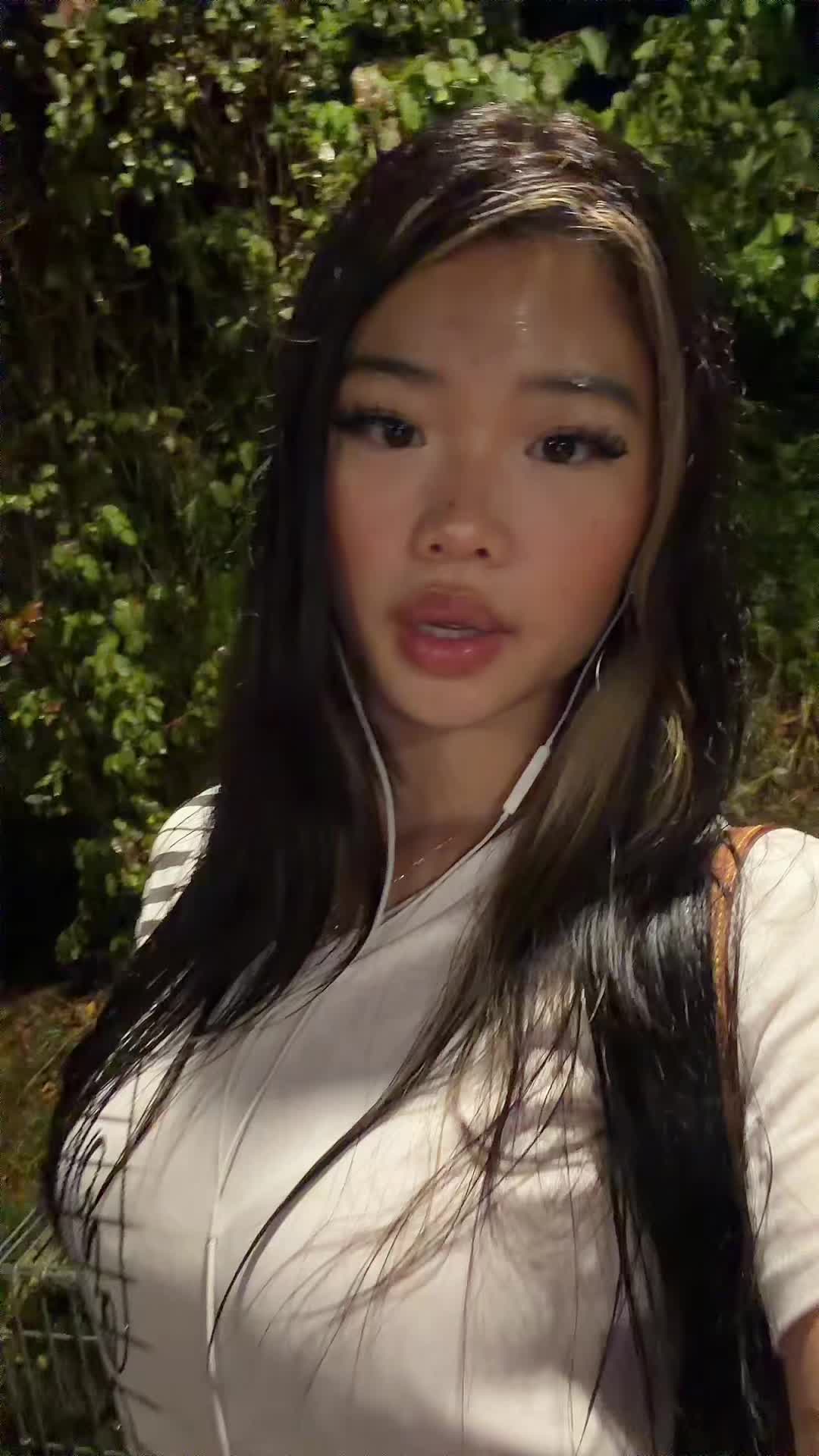 @annaxyuu0