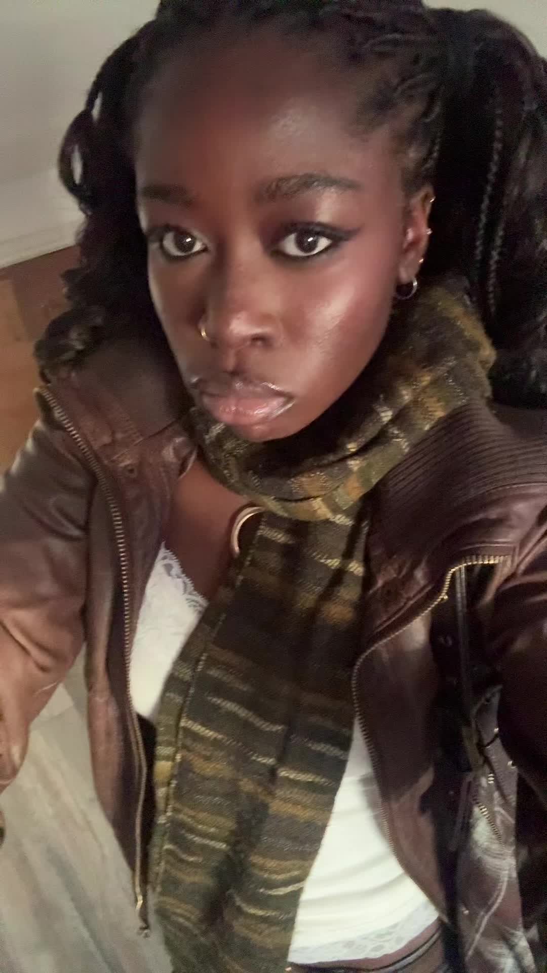 @yvesaintwho