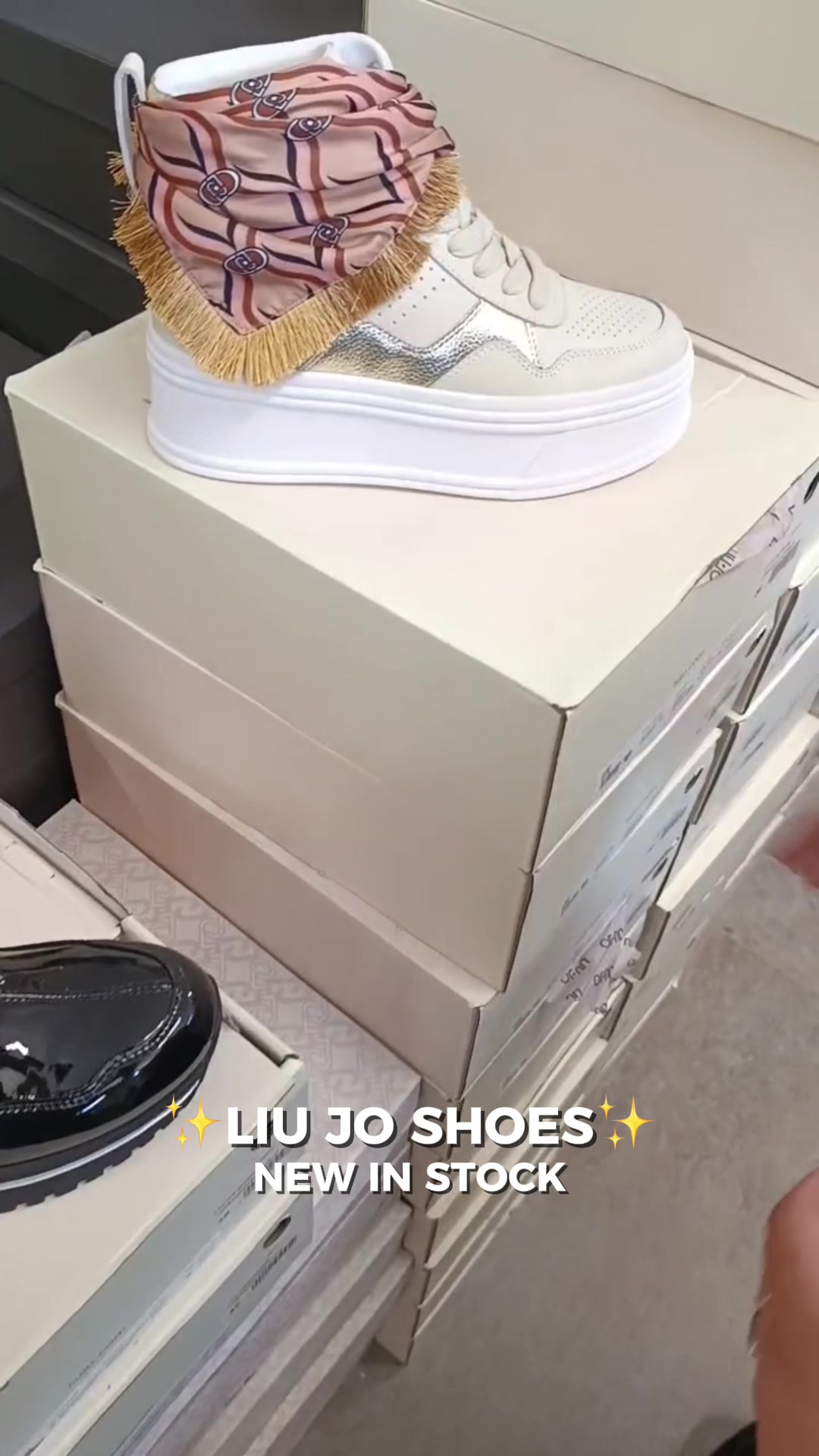 @Premium Stock Outlet