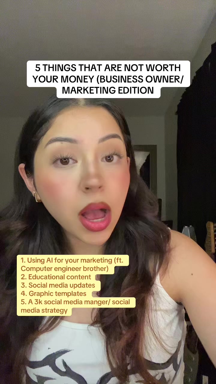 @Vanessa ➺ Marketing + Content