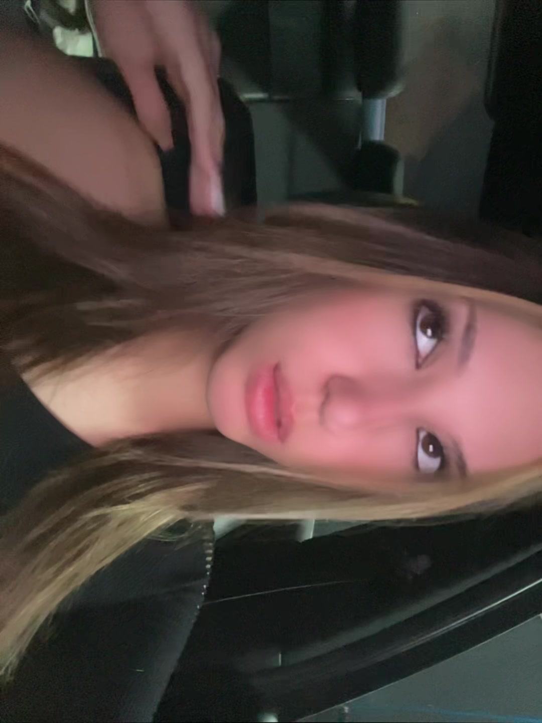 @𝔁.𝓱𝓮𝓵𝓵𝓲