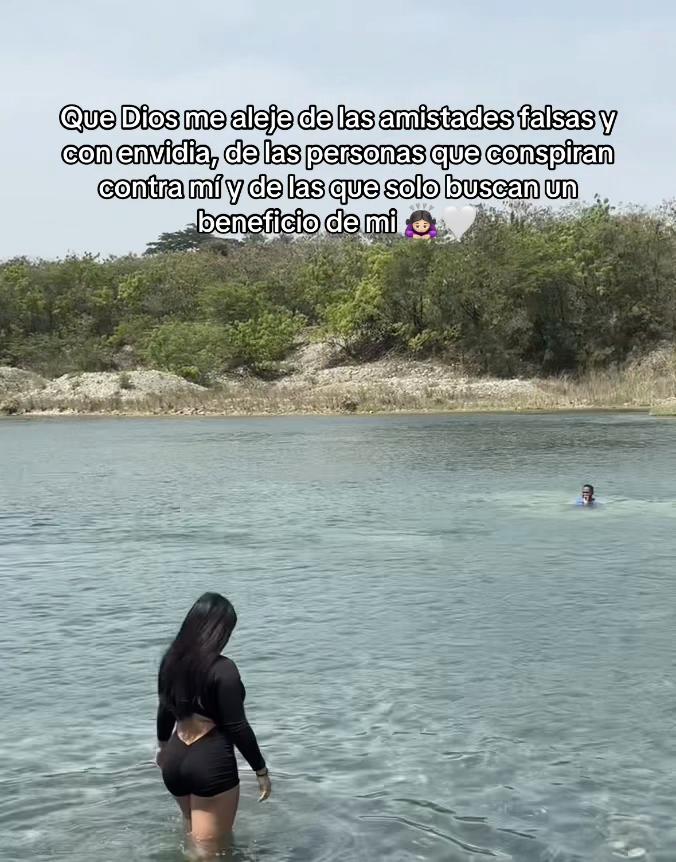 @Ámbar 🤍