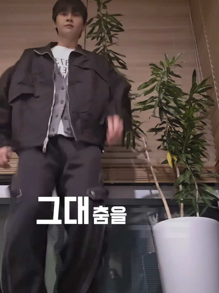 @LEE JIN HYUK 이진혁