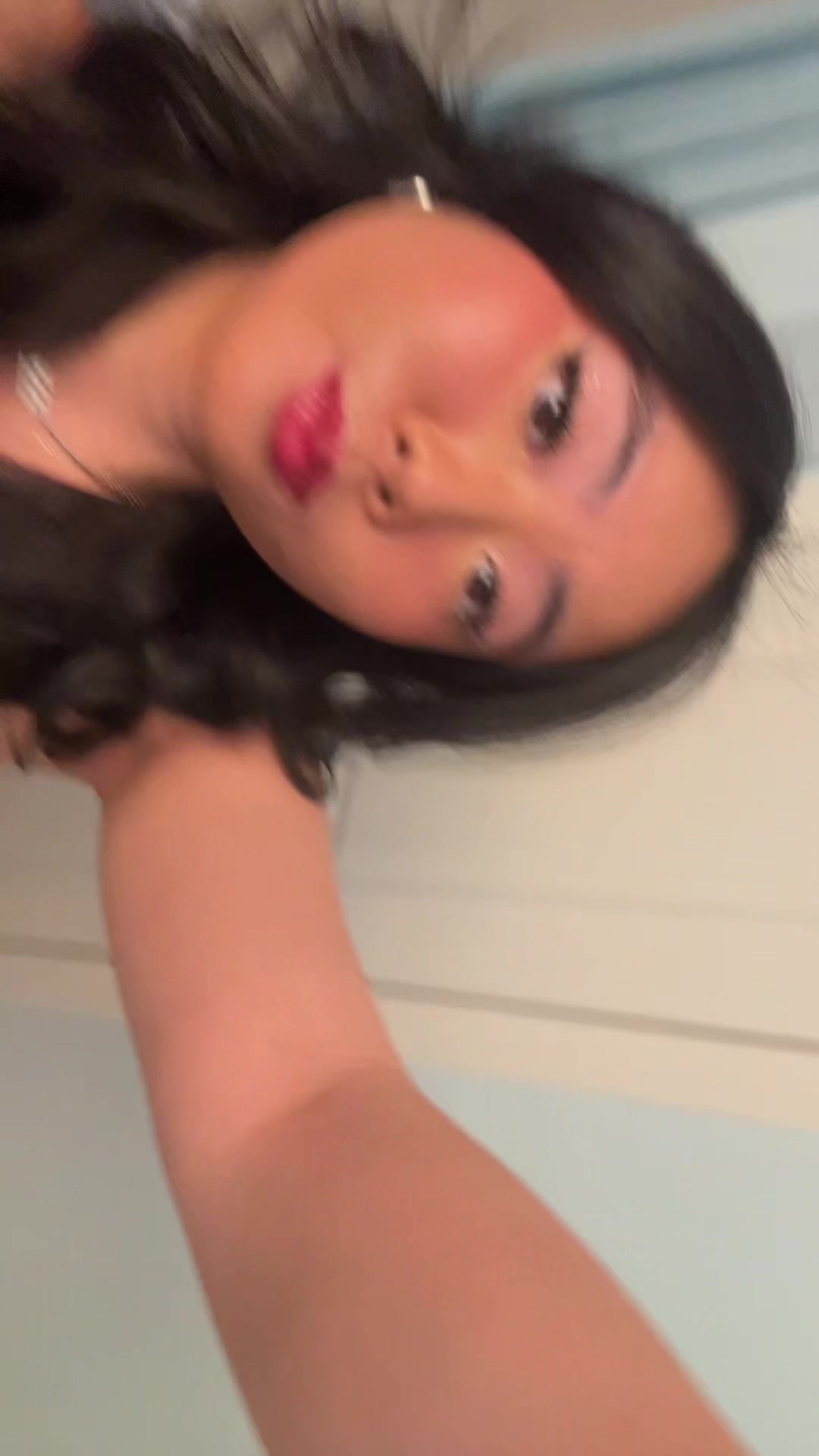 @rebecca duong