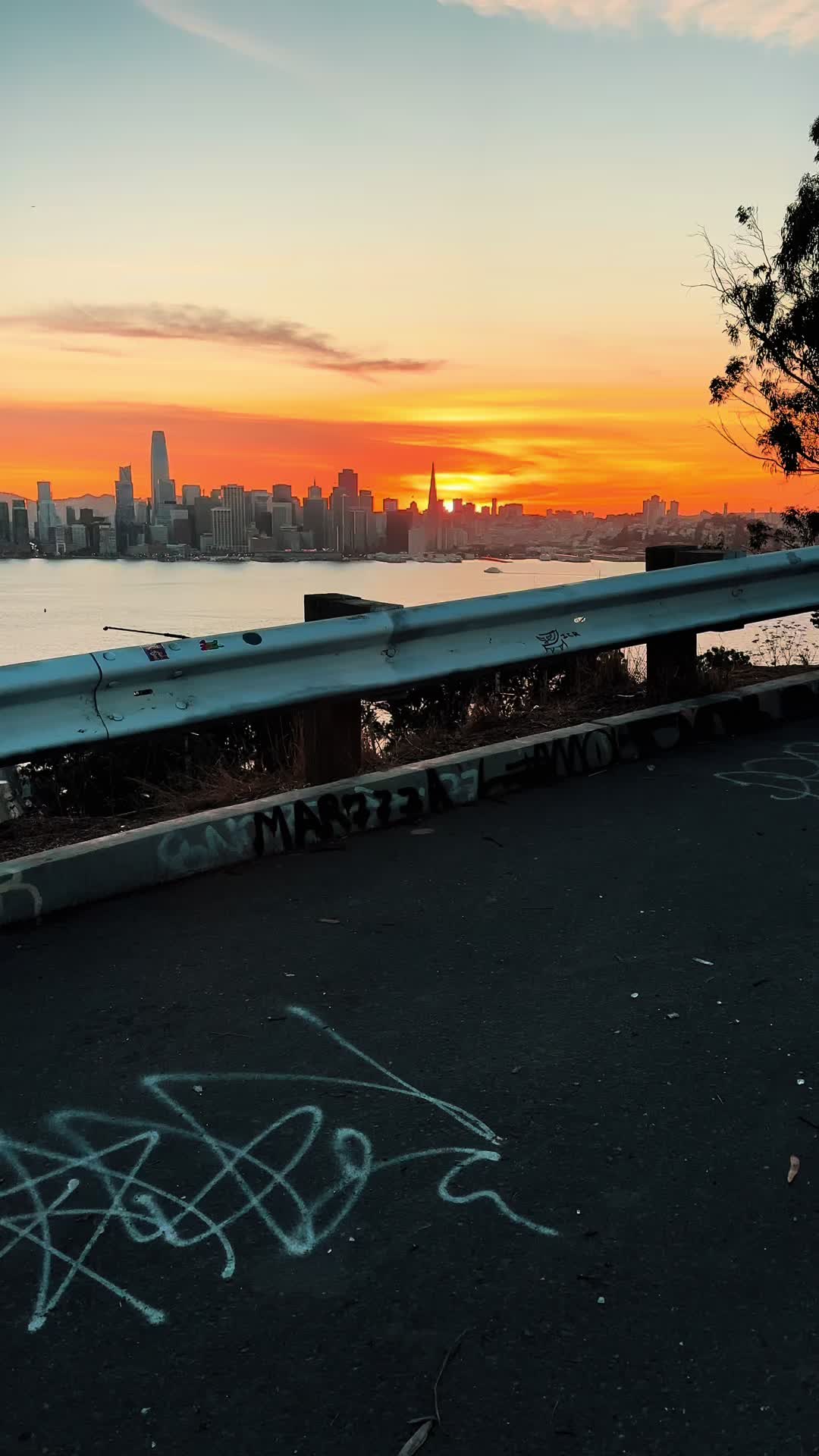 @explore.your.world_